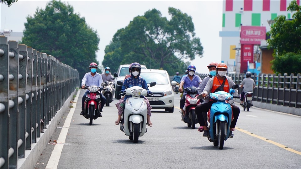 TP.HCM kiến nghị Thủ tướng cho phép áp dụng quy định riêng để mở cửa nền kinh tế TP. HCM kiến nghị Thủ tướng cho phép áp dụng quy định riêng để mở cửa nền kinh tế