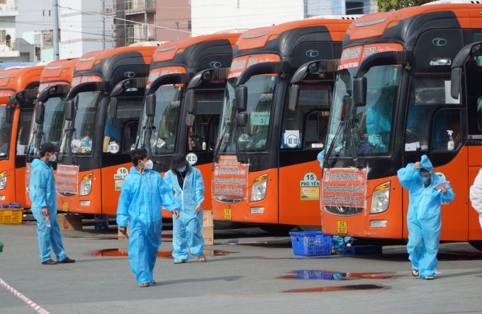 Chốt ba phương án đón người lao động trở lại TP. HCM làm việc Chốt ba phương án đón người lao động trở lại TP HCM làm việc