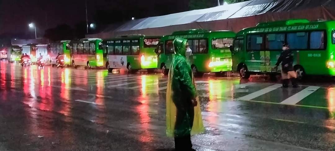 Người lao động Nghệ An tự phát về quê được cách ly như thế nào?