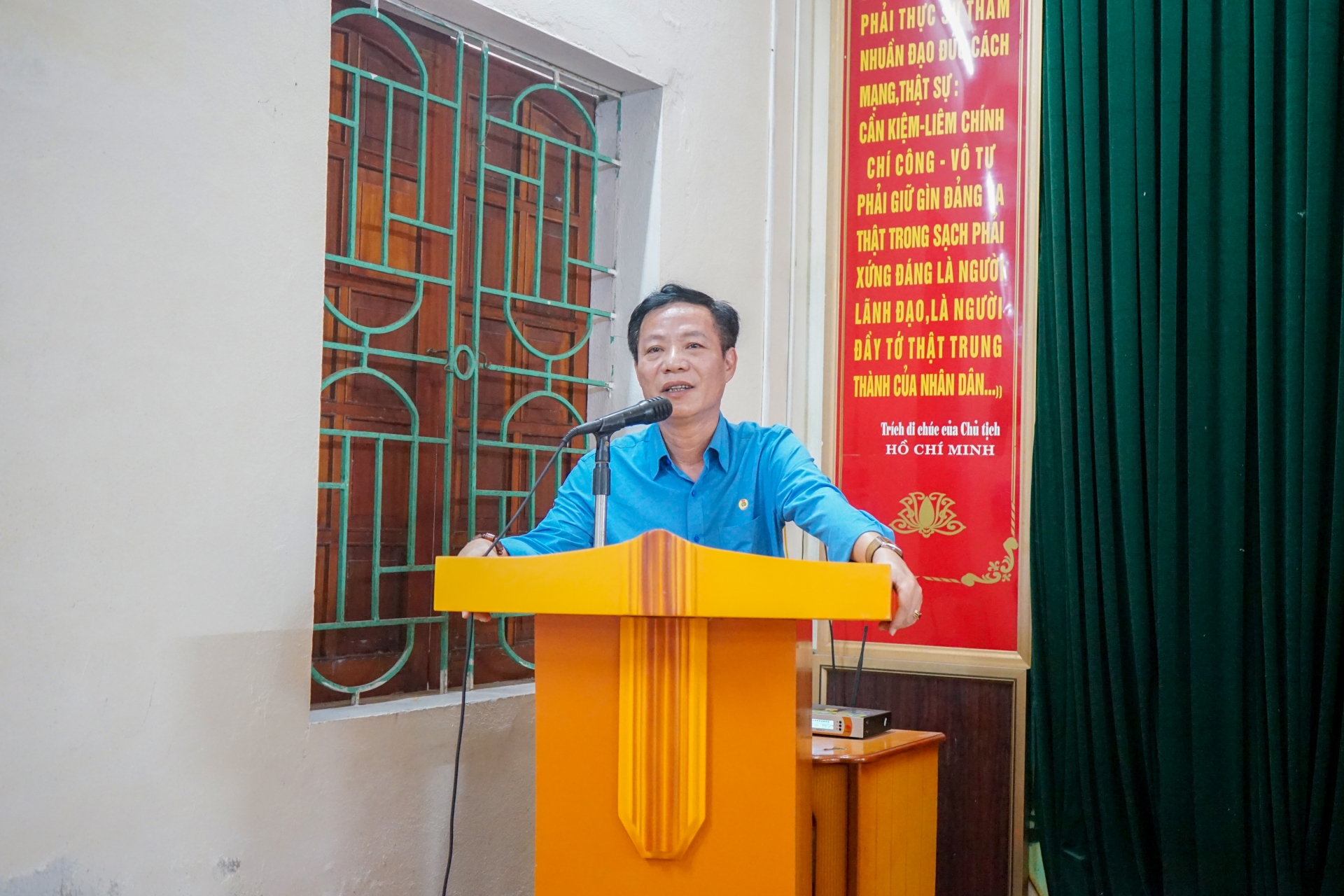 Công đoàn Đường sắt Việt Nam trao túi "an sinh công đoàn cho NLĐ khu vực Thanh Hóa, Nghệ An Công đoàn Đường sắt Việt Nam trao túi "an sinh công đoàn cho NLĐ khu vực Thanh Hóa, Nghệ An