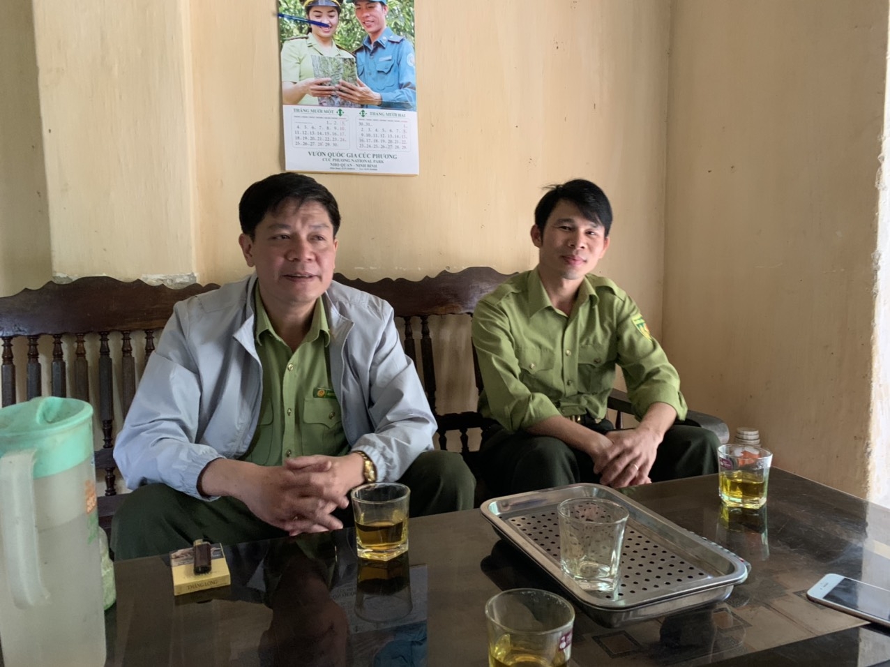 Tết xa nhà của những cán bộ kiểm lâm làm nhiệm vụ bảo vệ rừng tet xa nha cua nhung can bo kiem lam lam nhiem vu bao ve rung