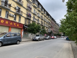 nhon nhip cho khau trang y te tai cua khau quoc te lao cai