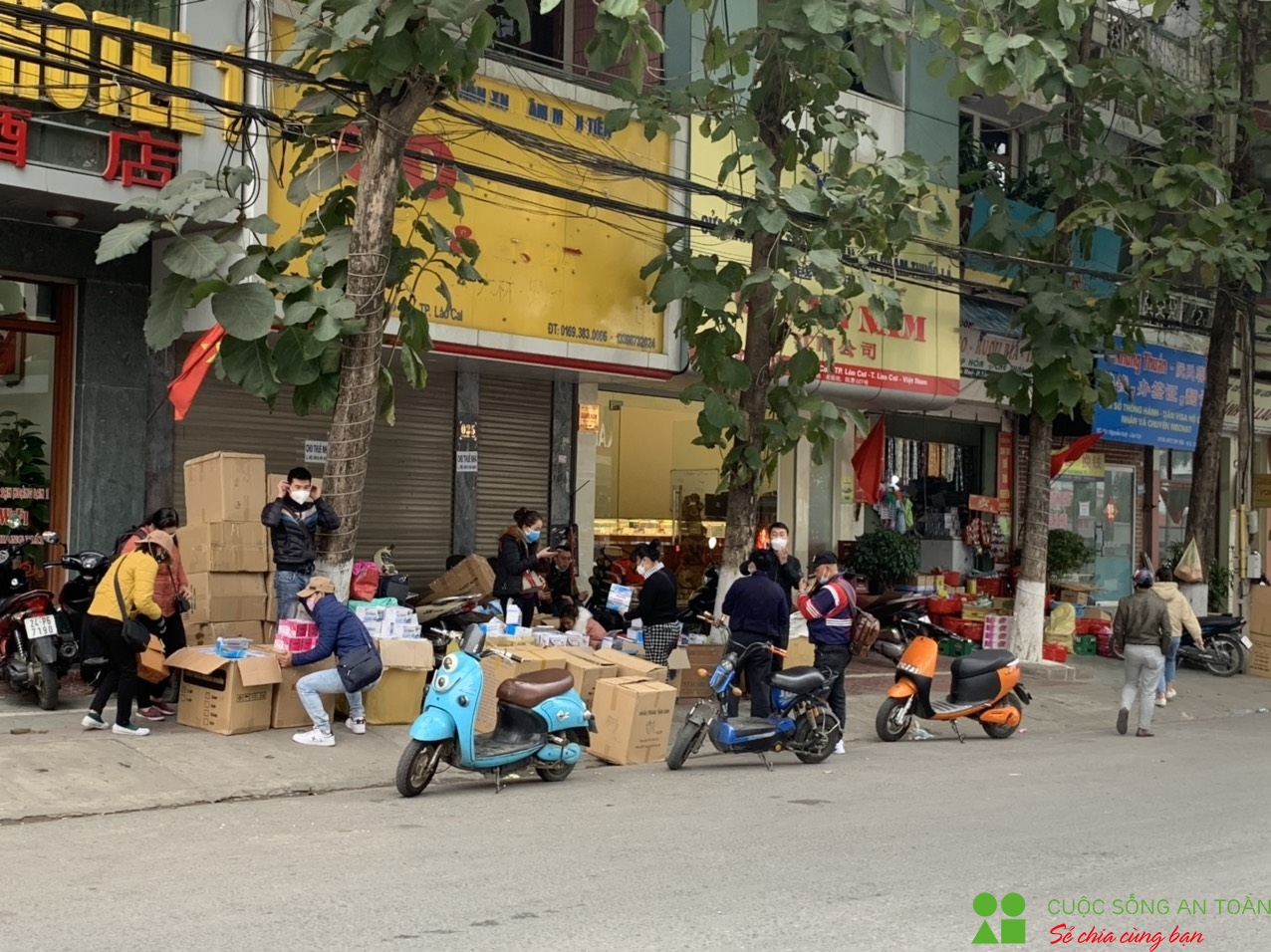 Vứt khẩu trang không đúng nơi quy định sẽ bị xử lý như thế nào? vut khau trang khong dung noi quy dinh se bi xu ly nhu the nao