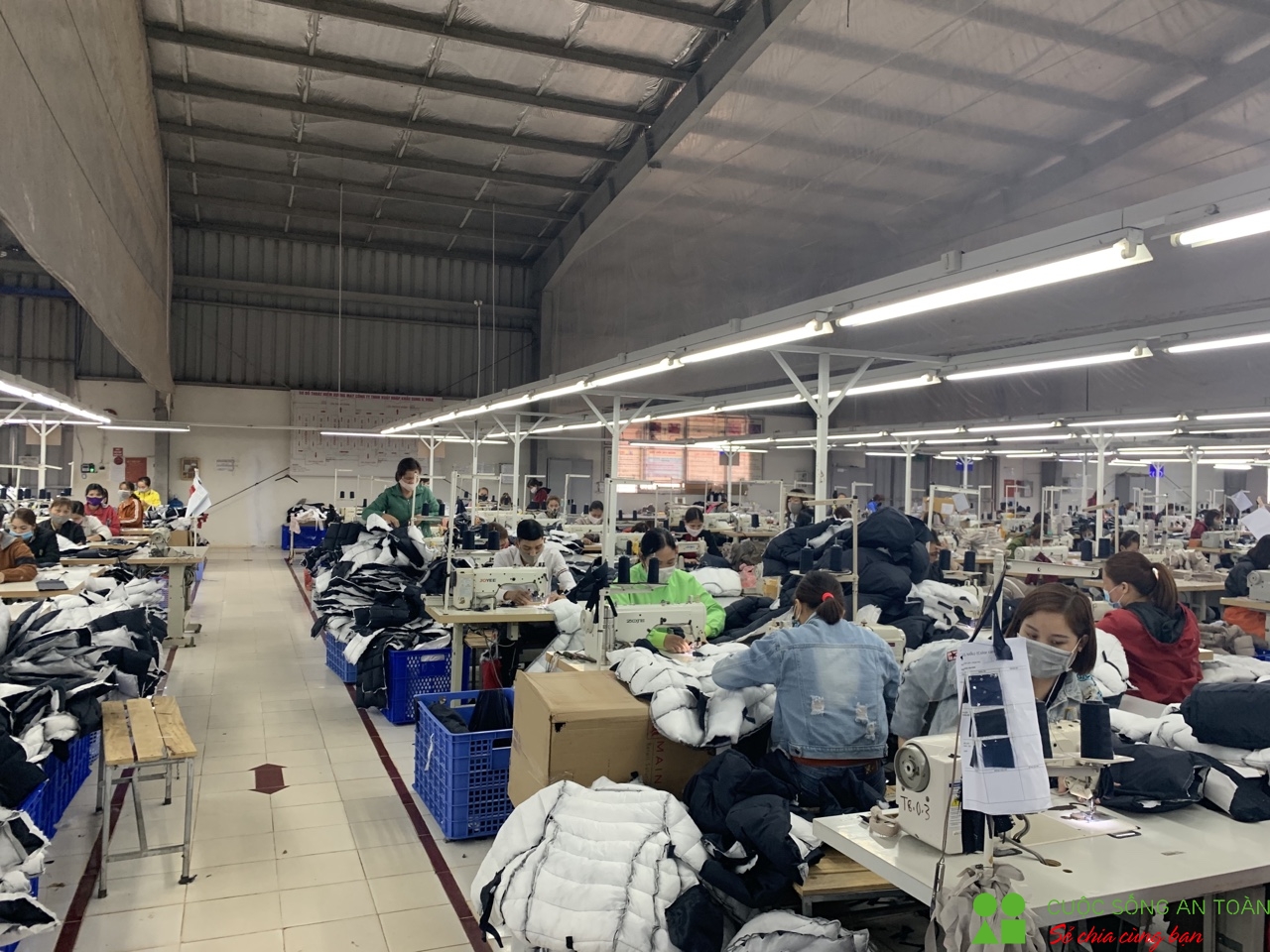 Hòa Bình: Chủ động phòng chống dịch Covid-19 cho công nhân, người lao động chu dong phong chong dich covid 19 cho nguoi lao dong