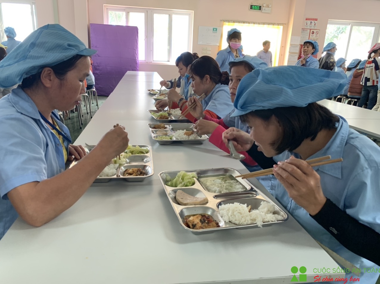 Hà Nam: Đối thoại trực tiếp vụ công nhân phản đối chuyên gia Trung Quốc sang làm việc ha nam doi thoai truc tiep vu cong nhan phan doi chuyen gia trung quoc sang lam viec