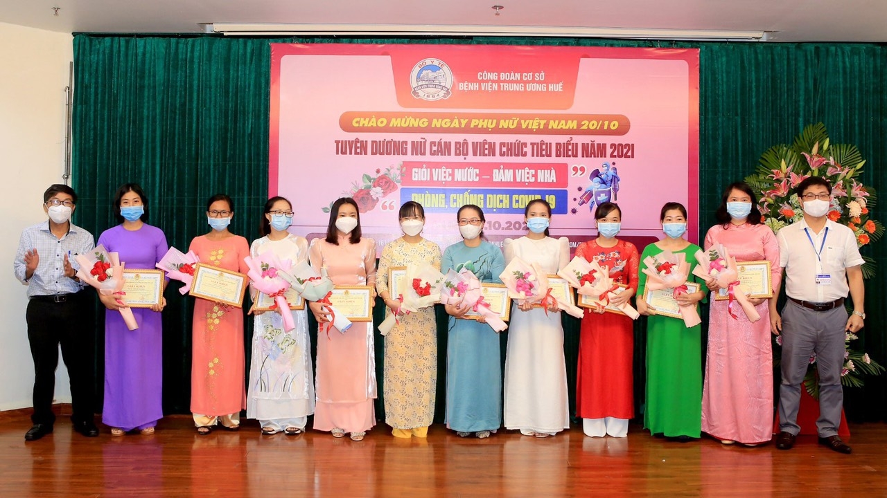 Công đoàn Bệnh viện Trung ương Huế: Hậu phương vững chắc cho đoàn viên chống dịch Công đoàn Bệnh viện Trung ương Huế: Hậu phương vững chắc cho đoàn viên chống dịch