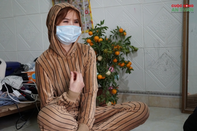 Những nữ công nhân nhớ nhà nhưng không thể về quê ăn Tết