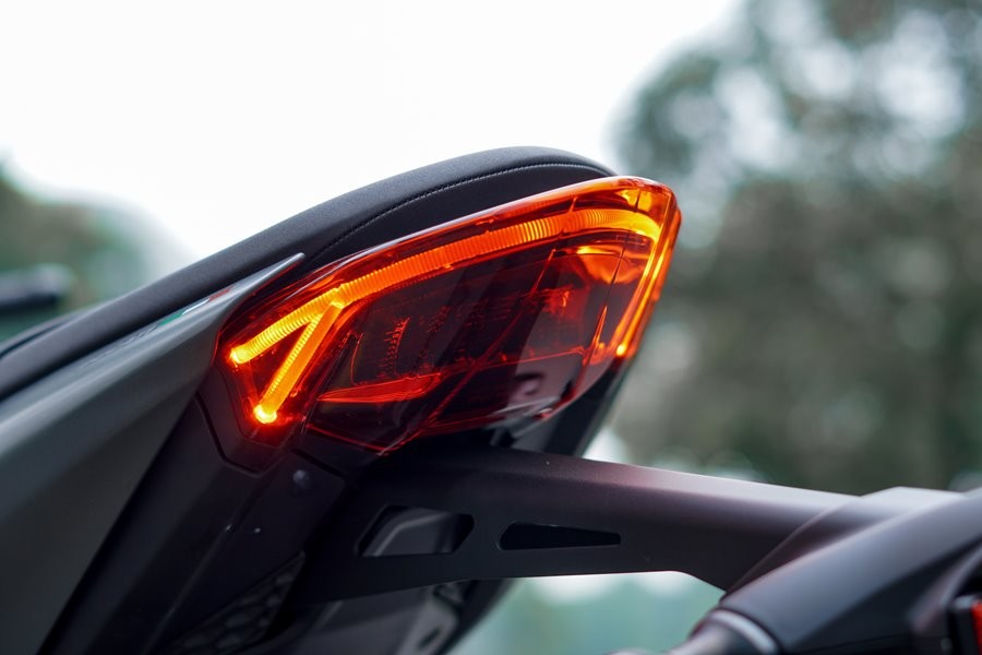 Ducati Monster 937 mới về Việt Nam, giá 439 triệu đồng