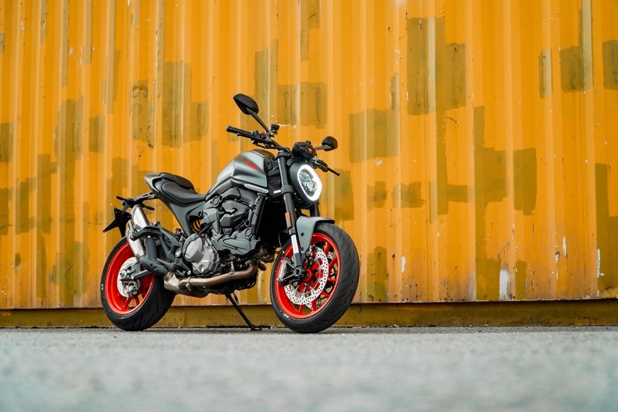 Ducati Monster 937 mới về Việt Nam, giá 439 triệu đồng