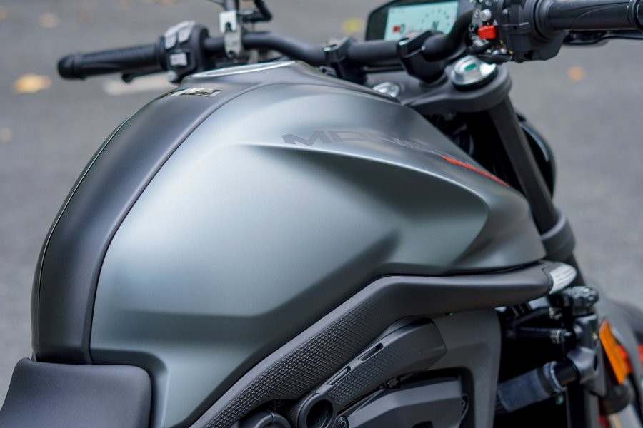 Ducati Monster 937 mới về Việt Nam, giá 439 triệu đồng