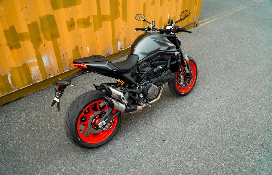 Ducati Monster 937 mới về Việt Nam, giá 439 triệu đồng