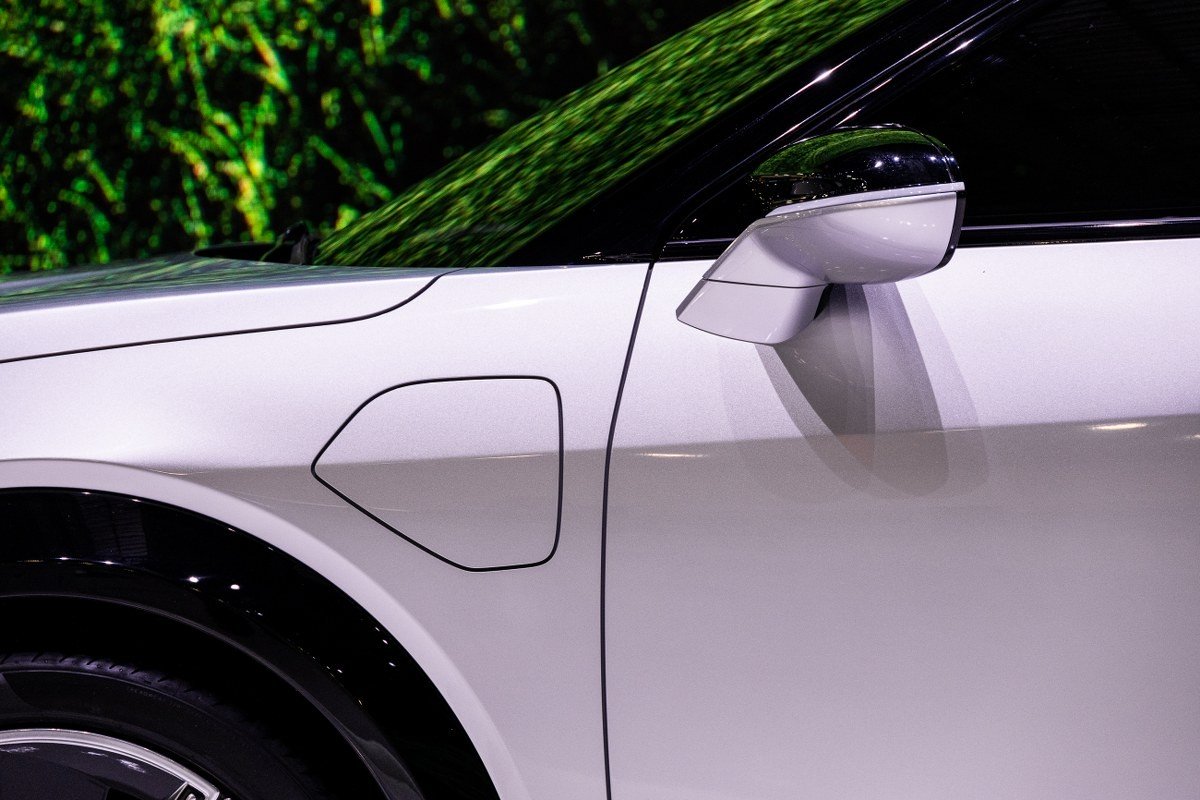 Hình thực tế ô tô điện VinFast VF7 tại triển lãm CES 2022