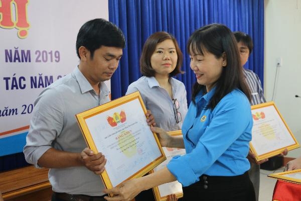 CĐCS Công ty TNHH MTV Lâm nghiệp Trầm Hương, Khánh Hòa: Dẫn đầu thi đua năm 2019 cdcs cong ty tnhh mtv lam nghiep tram huong khanh hoa dan dau thi dua nam 2019