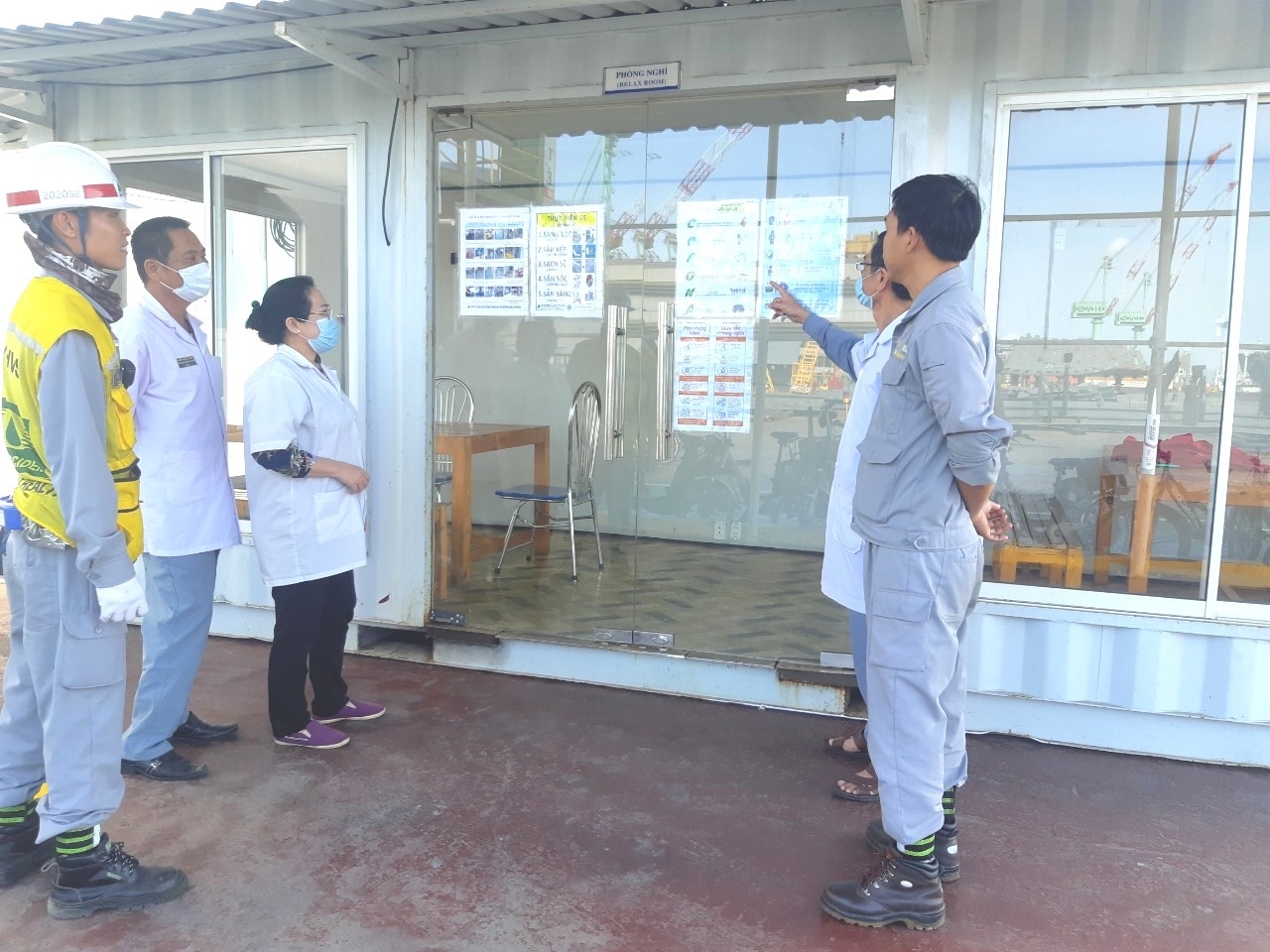 Khánh Hòa: Sau Tết, trên 85% người lao động của tỉnh đã quay trở lại doanh nghiệp khanh hoa sau tet tren 85 nguoi lao dong cua tinh da quay tro lai doanh nghiep