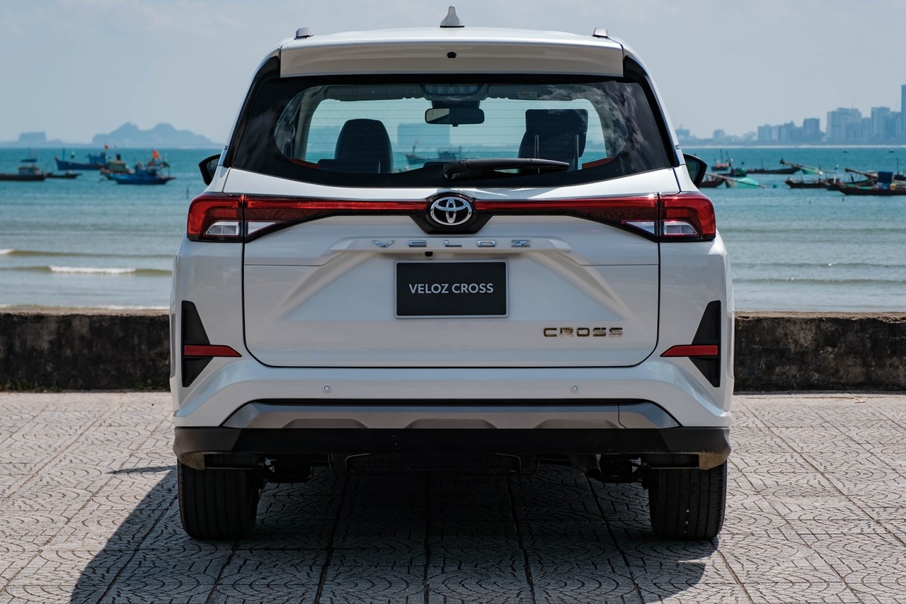Hình chi tiết Toyota Veloz Cross Top giá 688 triệu đồng Hình chi tiết Toyota Veloz Cross Top giá 688 triệu đồng