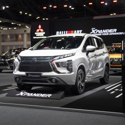 Cận cảnh Mitsubishi Xpander 2022 tại Thái Lan