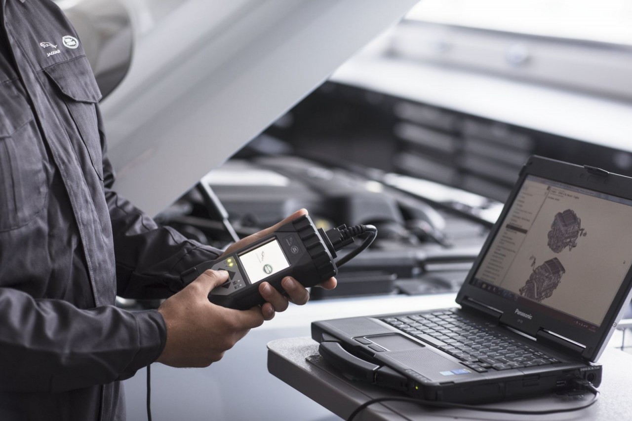 Jaguar và Land Rover Việt Nam khởi động chương trình Chăm sóc xe mùa hè