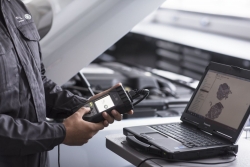 Jaguar và Land Rover Việt Nam khởi động chương trình Chăm sóc xe mùa hè