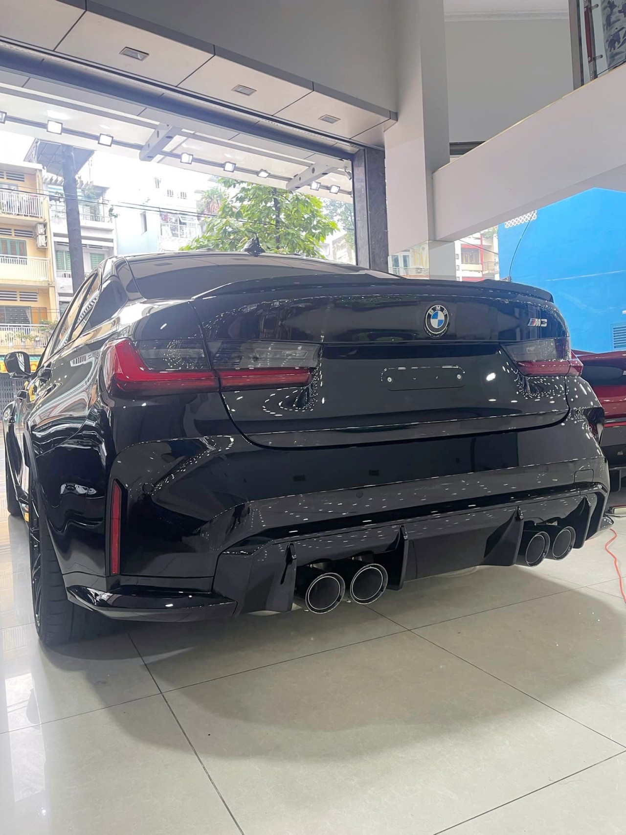 BMW M3 2022 đầu tiên về Việt Nam sử dụng hộp số sàn