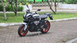Đánh giá Yamaha MT-10: Mẫu Naked-Bike sở hữu thiết kế lạ mắt