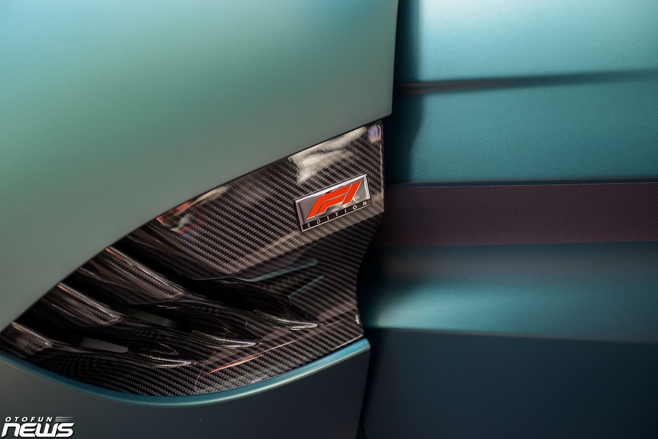 Bộ đôi hàng 'độc' Aston Martin Vantage F1 Edition và DB11 V8 Coupe ra mắt tại Việt Nam Bộ đôi hàng 'độc' Aston Martin Vantage F1 Edition và DB11 V8 Coupe ra mắt tại Việt Nam