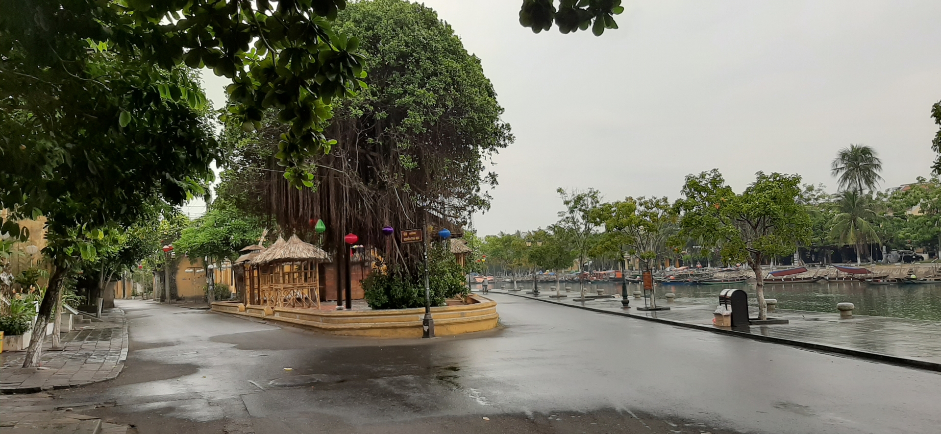 TP. Hội An ngày đầu giãn cách xã hội tp hoi an ngay dau gian cach xa hoi