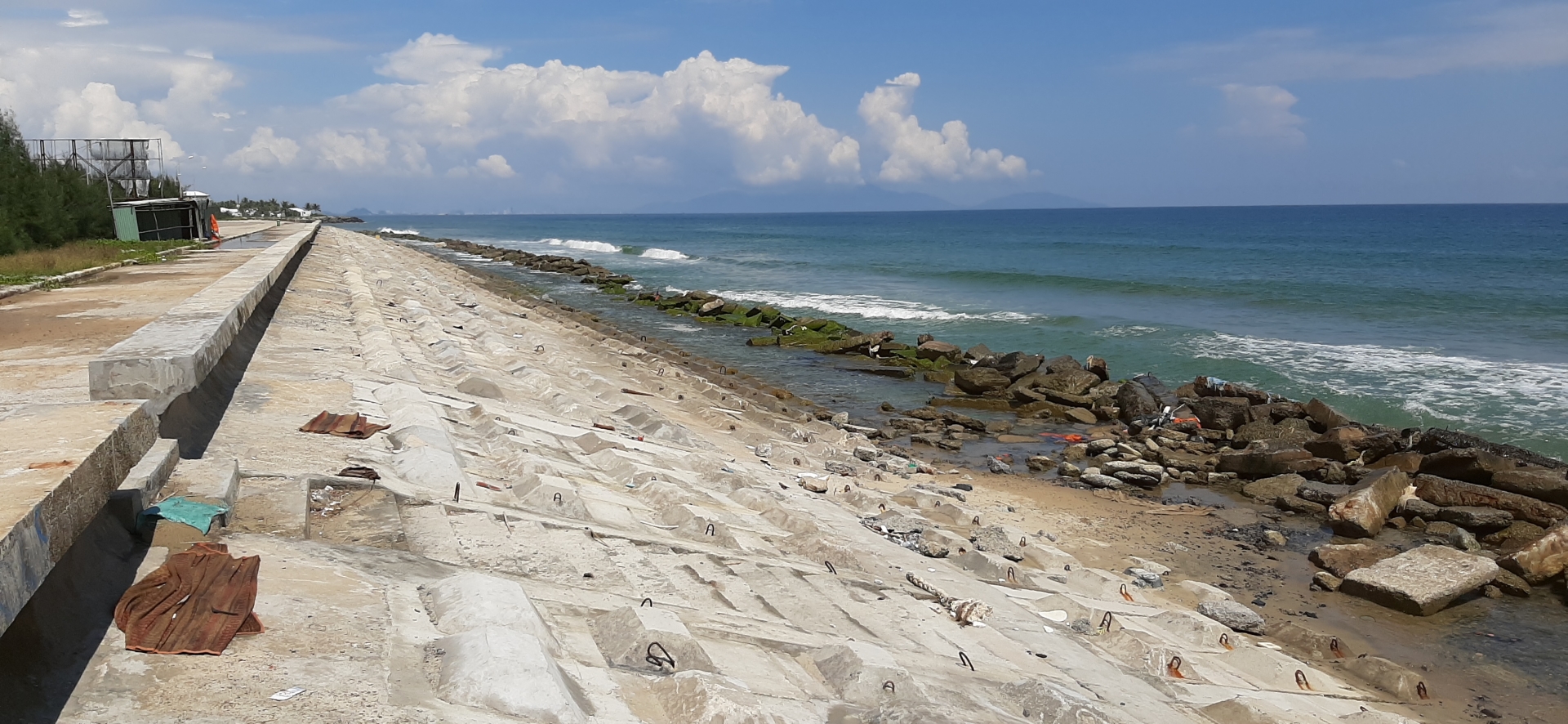 ke bien mem ke bien cung kho dung vung dai lau truoc song bien