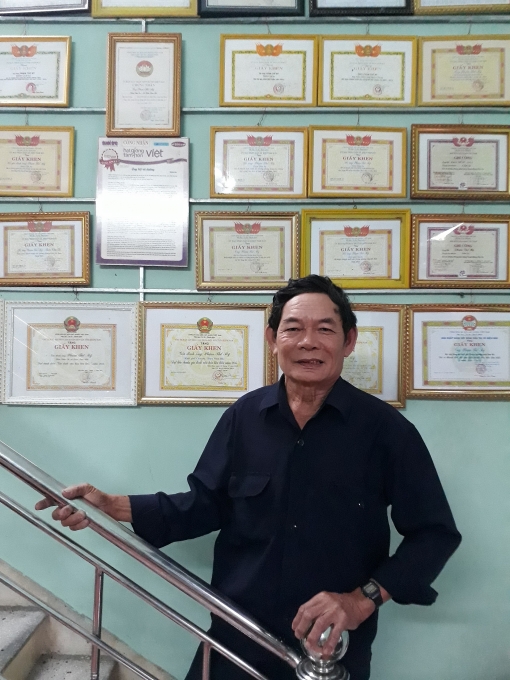 Bảo vệ môi trường, giữ sạch đường, đẹp ngõ là việc chẳng của riêng ai! bao ve moi truong giu sach duong dep ngo la viec chang cua rieng ai