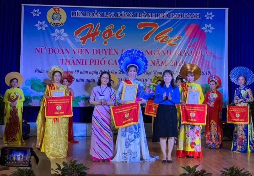 Hội thi “Nữ đoàn viên duyên dáng ngành Giáo dục” năm 2019 hoi thi nu doan vien duyen dang nganh giao duc nam 2019