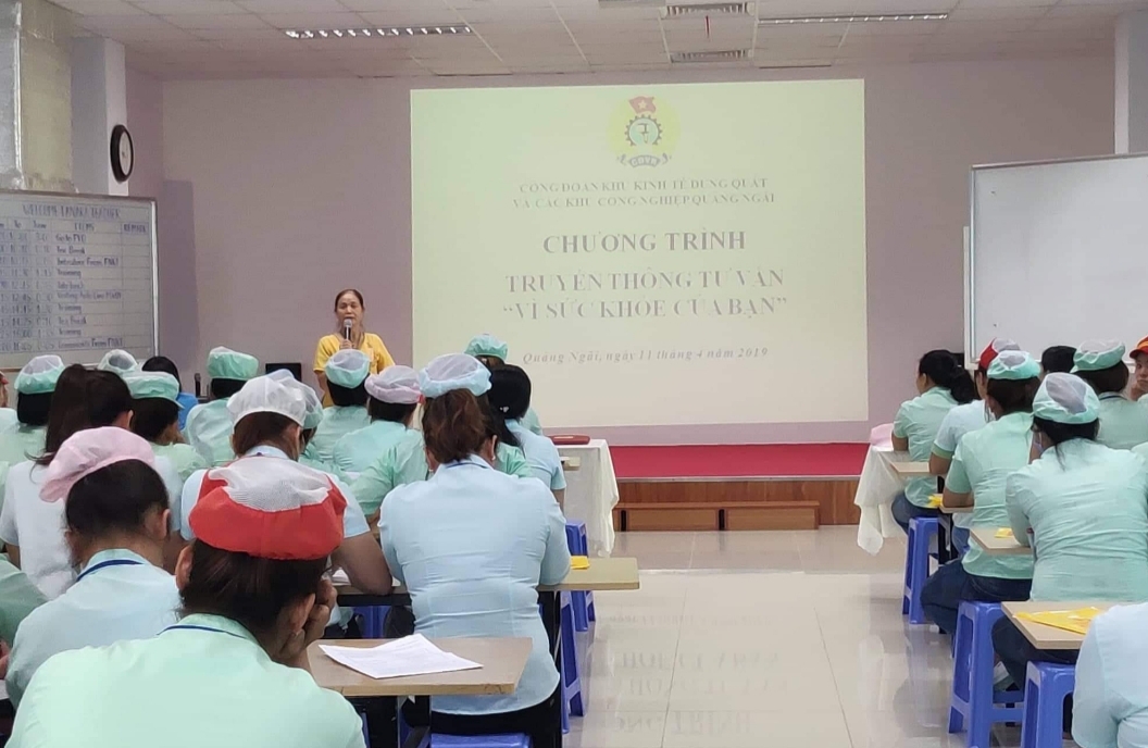 Truyền thông tư vấn “Sức khỏe của bạn” và Luật Bình đẳng giới cho cán bộ nữ công truyen thong tu van suc khoe cua ban va luat binh dang gioi cho can bo nu cong