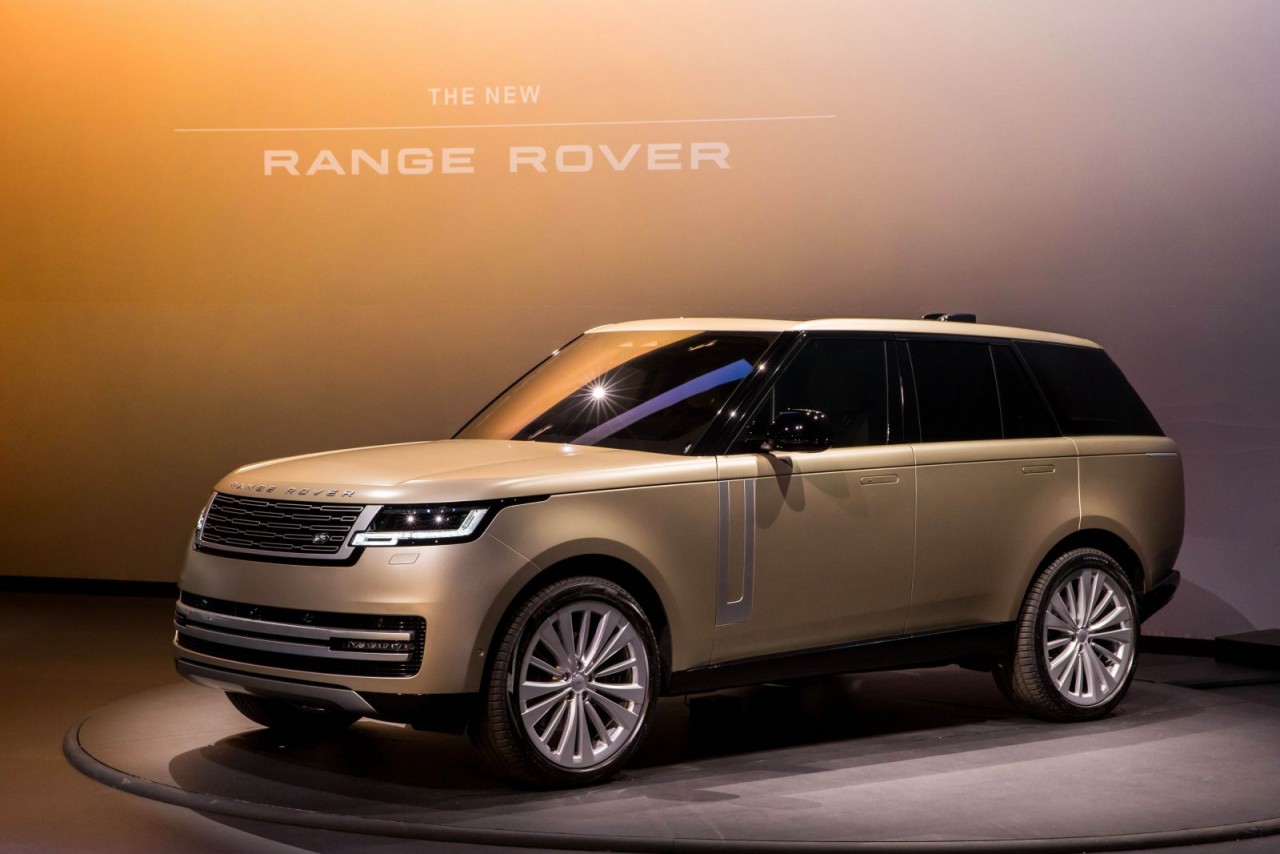 Range Rover mới ra mắt, về Việt Nam giá từ 10,879 tỷ đồng Range Rover mới ra mắt, về Việt Nam giá từ 10,879 tỷ đồng