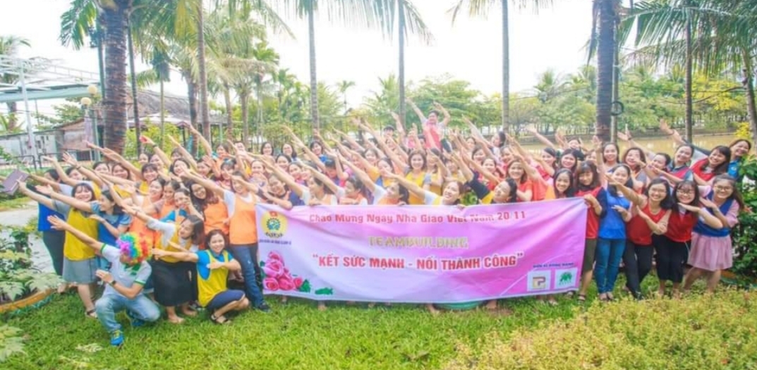 Giao lưu, gặp mặt cán bộ Công đoàn cơ sở khối trường học giao luu gap mat can bo cong doan co so khoi truong hoc