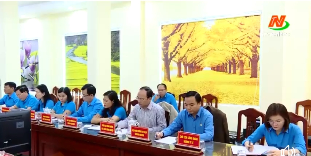 trong cay xanh huong ung nam du lich quoc gia 2020 hoa lu ninh binh