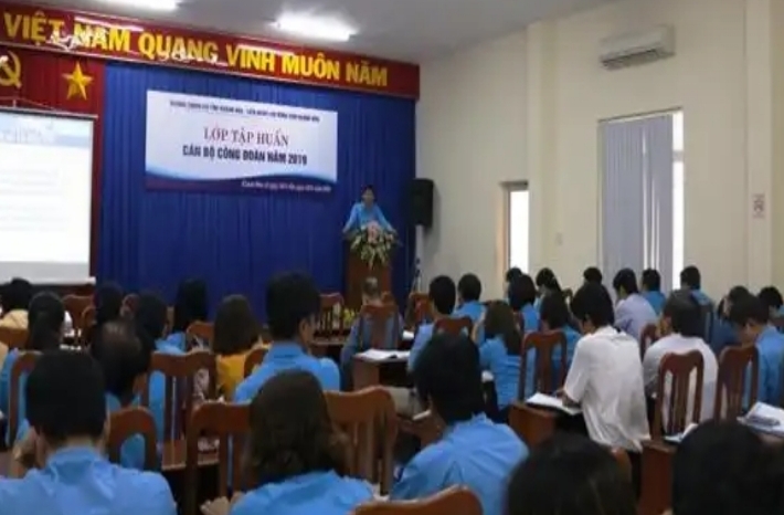 Hơn 100 cán bộ Công đoàn tham gia lớp tập huấn năm 2019 hon 100 can bo cong doan tham gia lop tap huan nam 2019