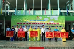 ngay hoi dai doan ket thon 56b xa dac pre huyen nam giang