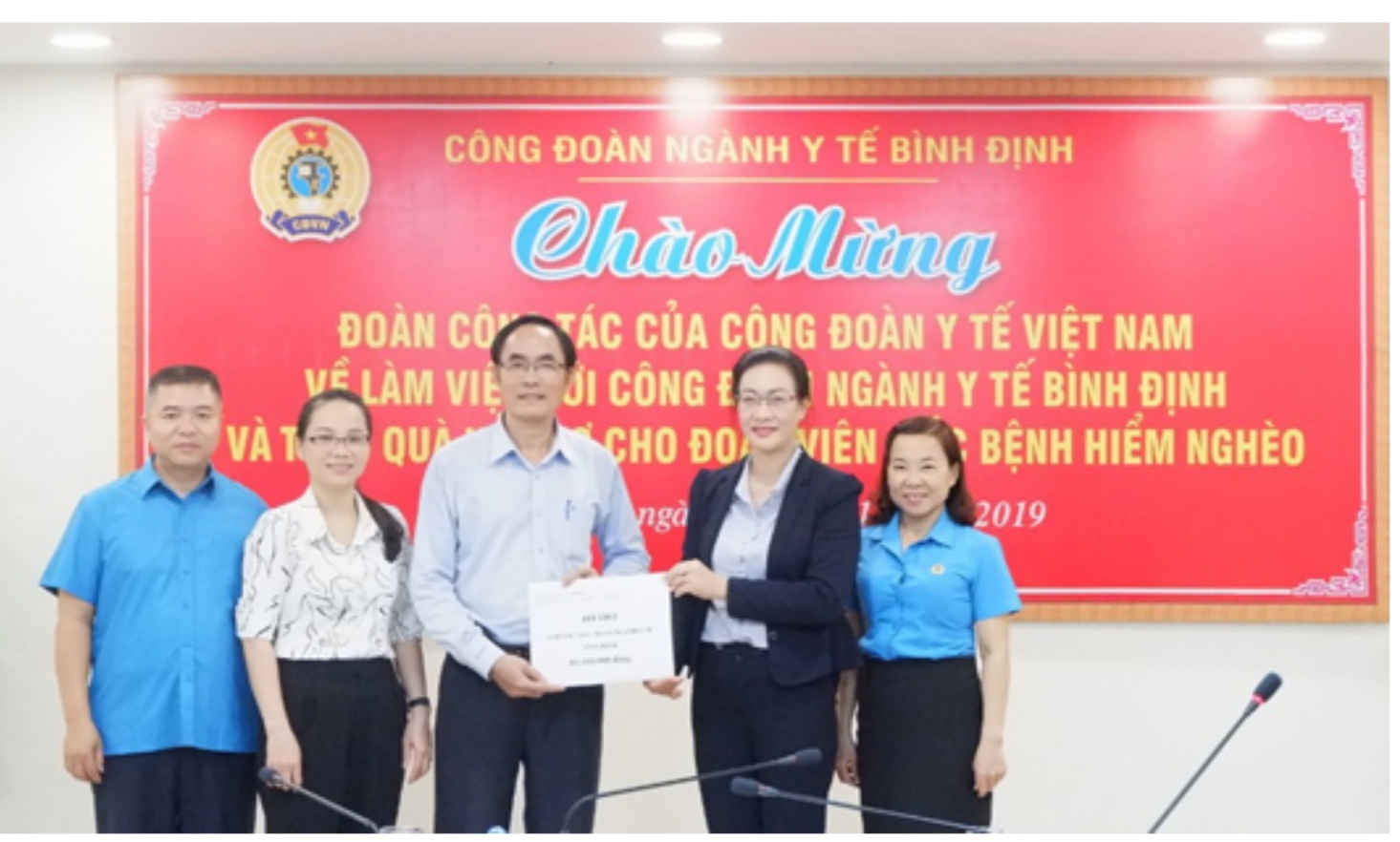 Phát động và tập huấn Chương trình Sức khỏe Việt Nam và an toàn thực phẩm năm 2019 phat dong va tap huan chuong trinh suc khoe viet nam va an toan thuc pham nam 2019