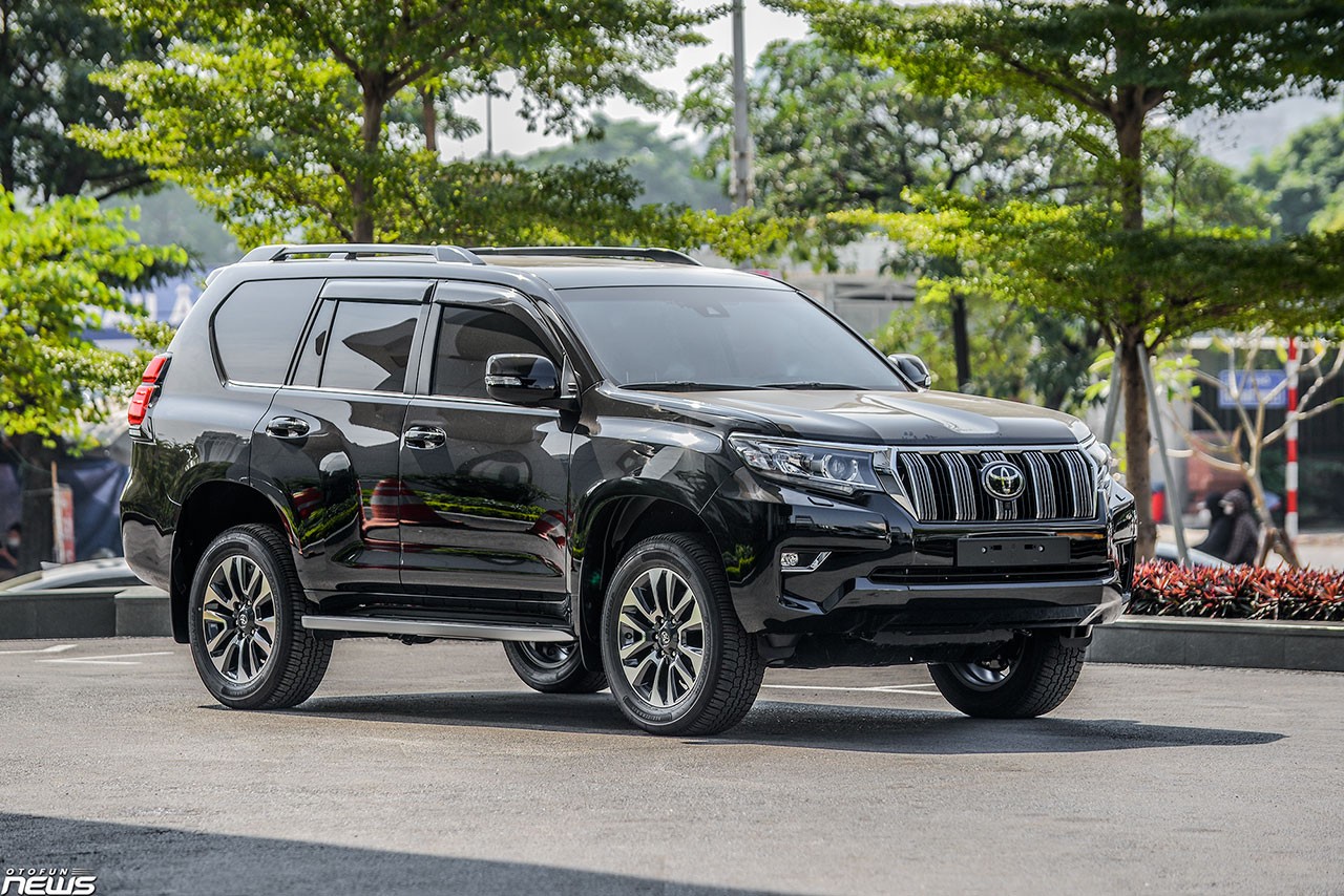 Chi tiết Toyota Land Cruiser Prado giá 2,548 tỷ đồng Chi tiết Toyota Land Cruiser Prado giá 2,548 tỷ đồng