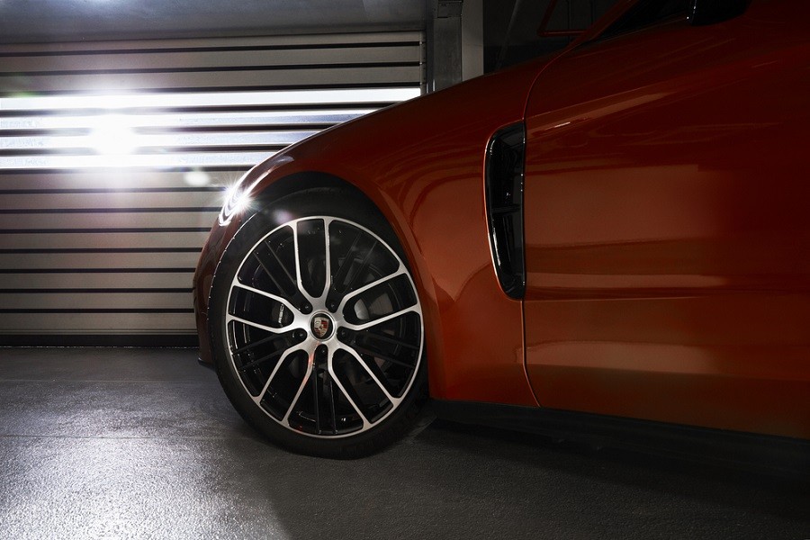 Porsche Panamera phiên bản nâng cấp ra mắt với giá từ 5,3 tỷ đồng
