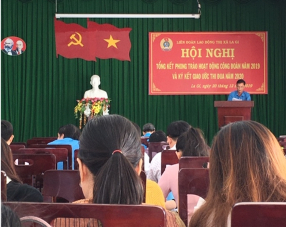 Vận động thành lập mới 2 công đoàn cơ sở, kết nạp mới 227 đoàn viên van dong thanh lap moi 2 cong doan co so ket nap moi 227 doan vien