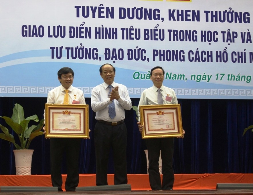 lap dan cho trung trang thiet bi bang nhung giai phap sang kien