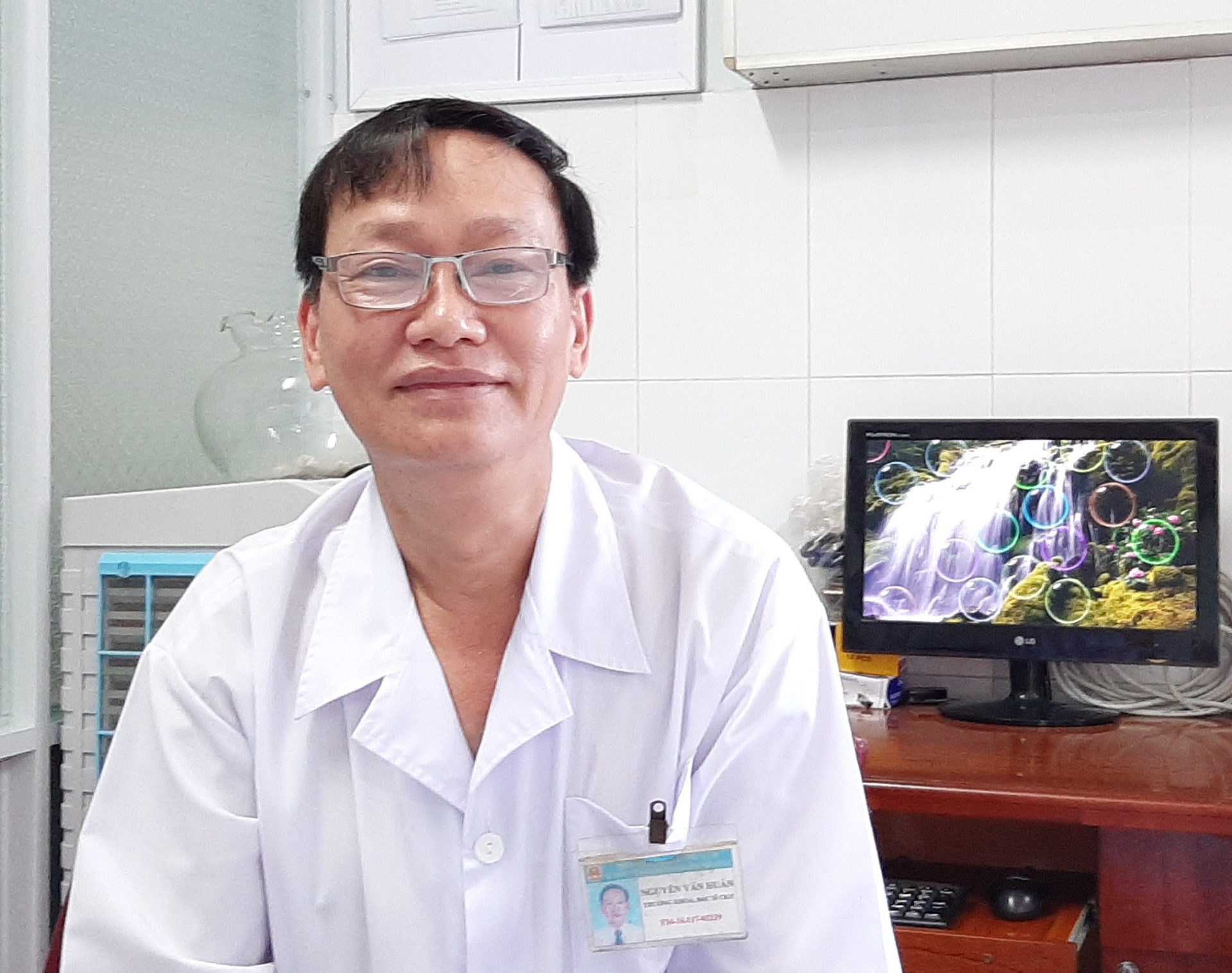 Lấp dần "chỗ trũng" trang thiết bị bằng những giải pháp, sáng kiến