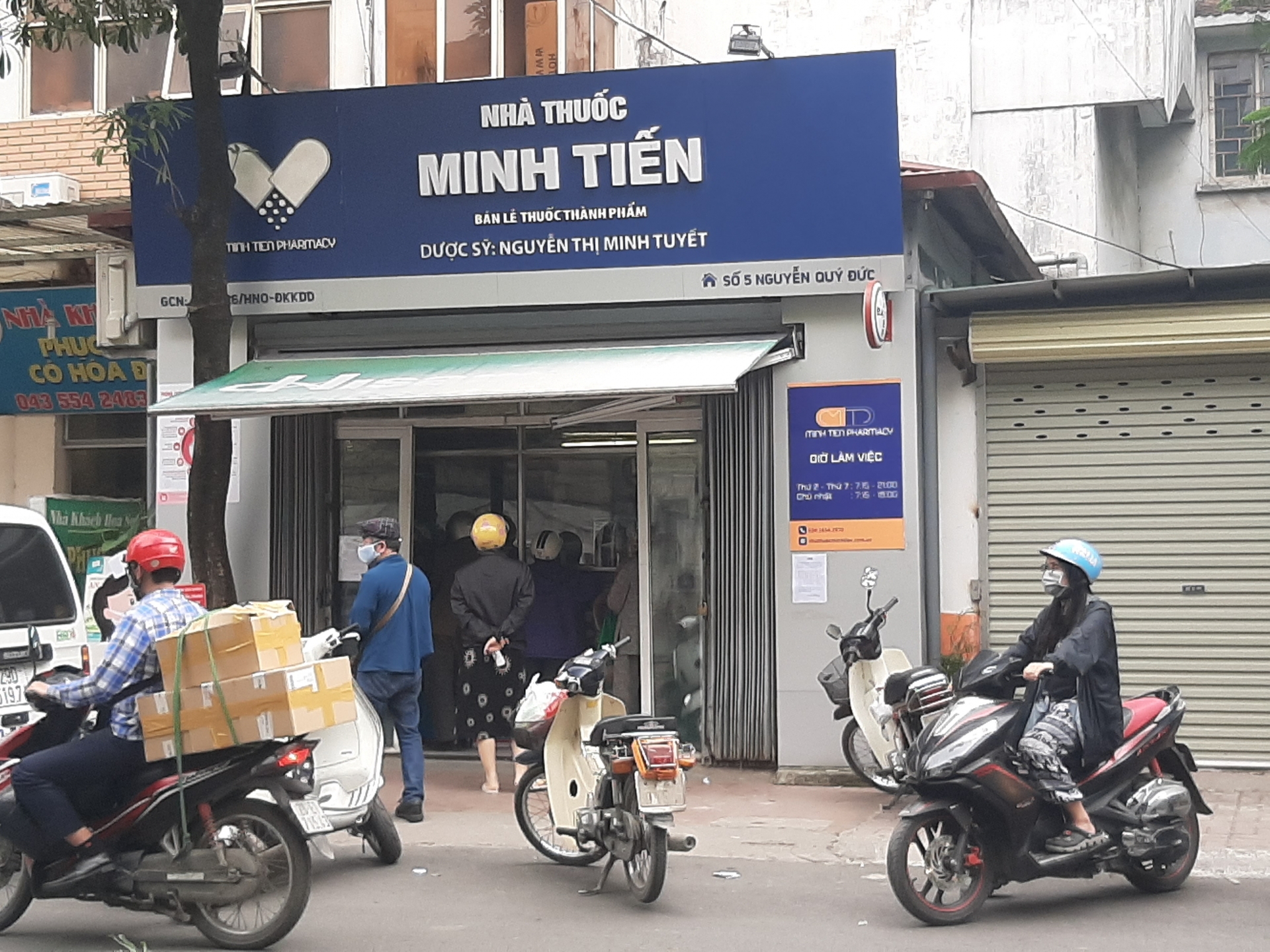 Khách hàng vẫn ngại khai báo y tế khi đến mua hàng tại các hiệu thuốc khach hang van ngai khai bao y te khi den mua hang tai cac hieu thuoc