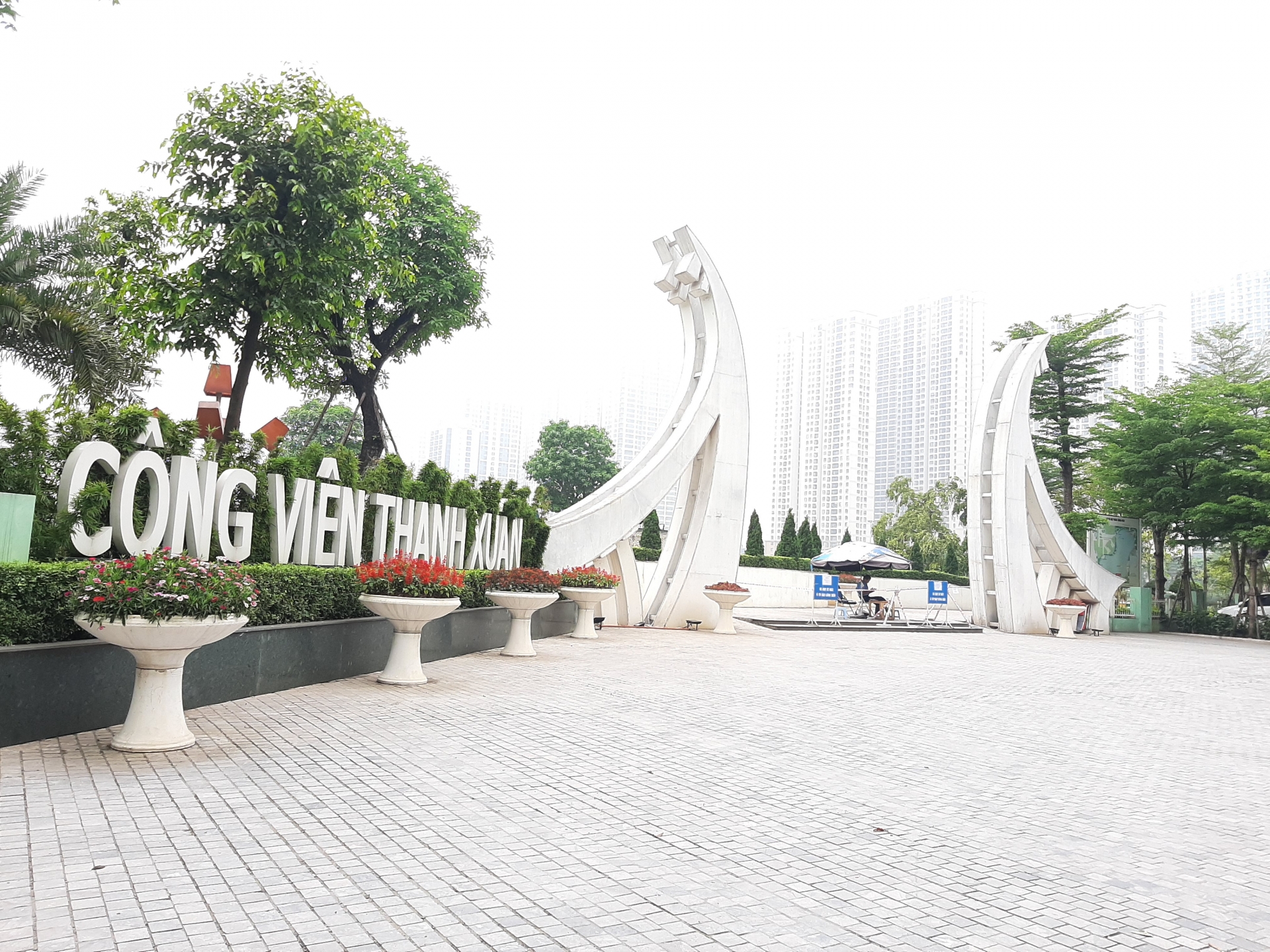 Nhịp sống Hà Nội sôi động trở lại khi bước vào tuần cách ly xã hội tiếp theo nhip song ha noi soi dong tro lai khi buoc vao tuan cach ly xa hoi tiep theo