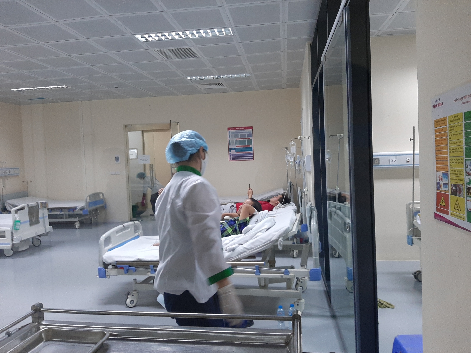 Bệnh viện E, đóng dấu xác nhận người đến viện trong điều kiện sức khỏe đảm bảo benh vien e dong dau xac nhan nguoi den vien trong dieu kien suc khoe dam bao