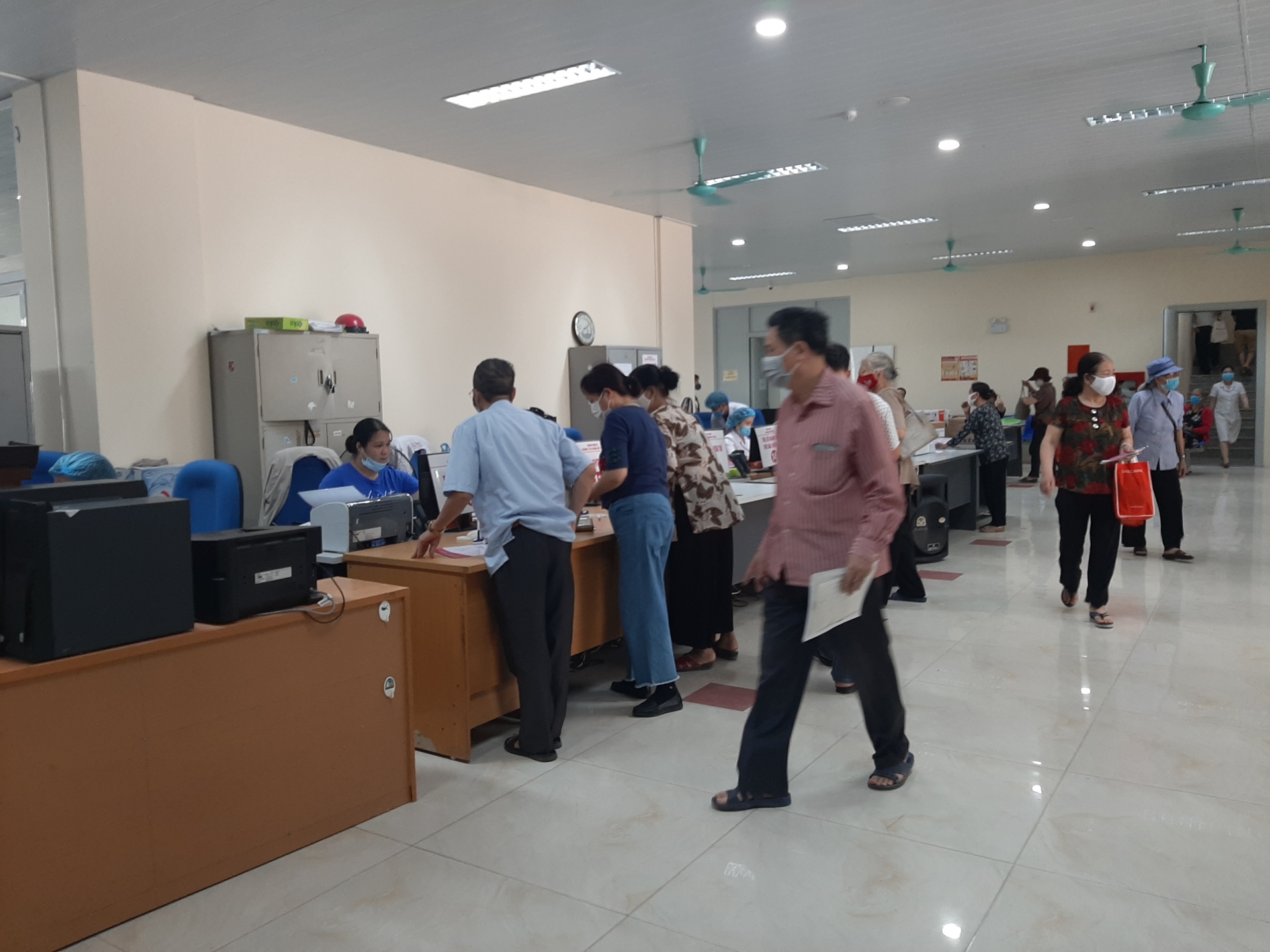 Bệnh viện E, đóng dấu xác nhận người đến viện trong điều kiện sức khỏe đảm bảo benh vien e dong dau xac nhan nguoi den vien trong dieu kien suc khoe dam bao