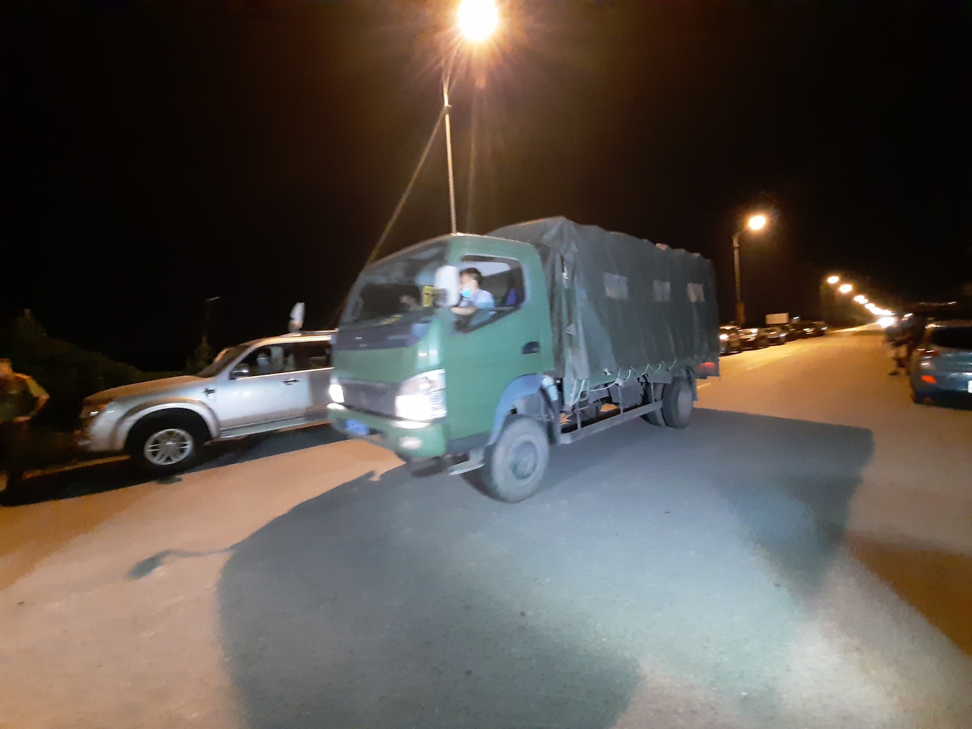 Thôn Hạ Lôi chính thức kết thúc lệnh cách ly sau 28 ngày phong tỏa thon ha loi chinh thuc ket thuc lenh cach ly sau 28 ngay phong toa