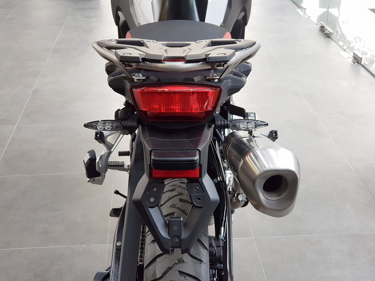 Cận cảnh 'xe phượt' BMW F850 GS can canh xe phuot bmw f850 gs