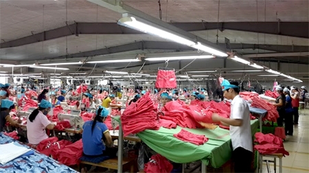 Nhu cầu tăng ca những ngày giáp Tết của công nhân lao động nhu cau tang ca nhung ngay giap tet cua cong nhan lao dong