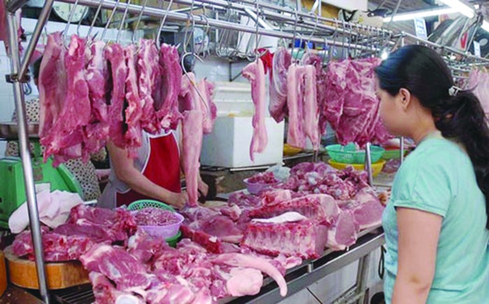 Nỗi lo mâm cỗ thời “bão giá” . noi lo mam co thoi bao gia