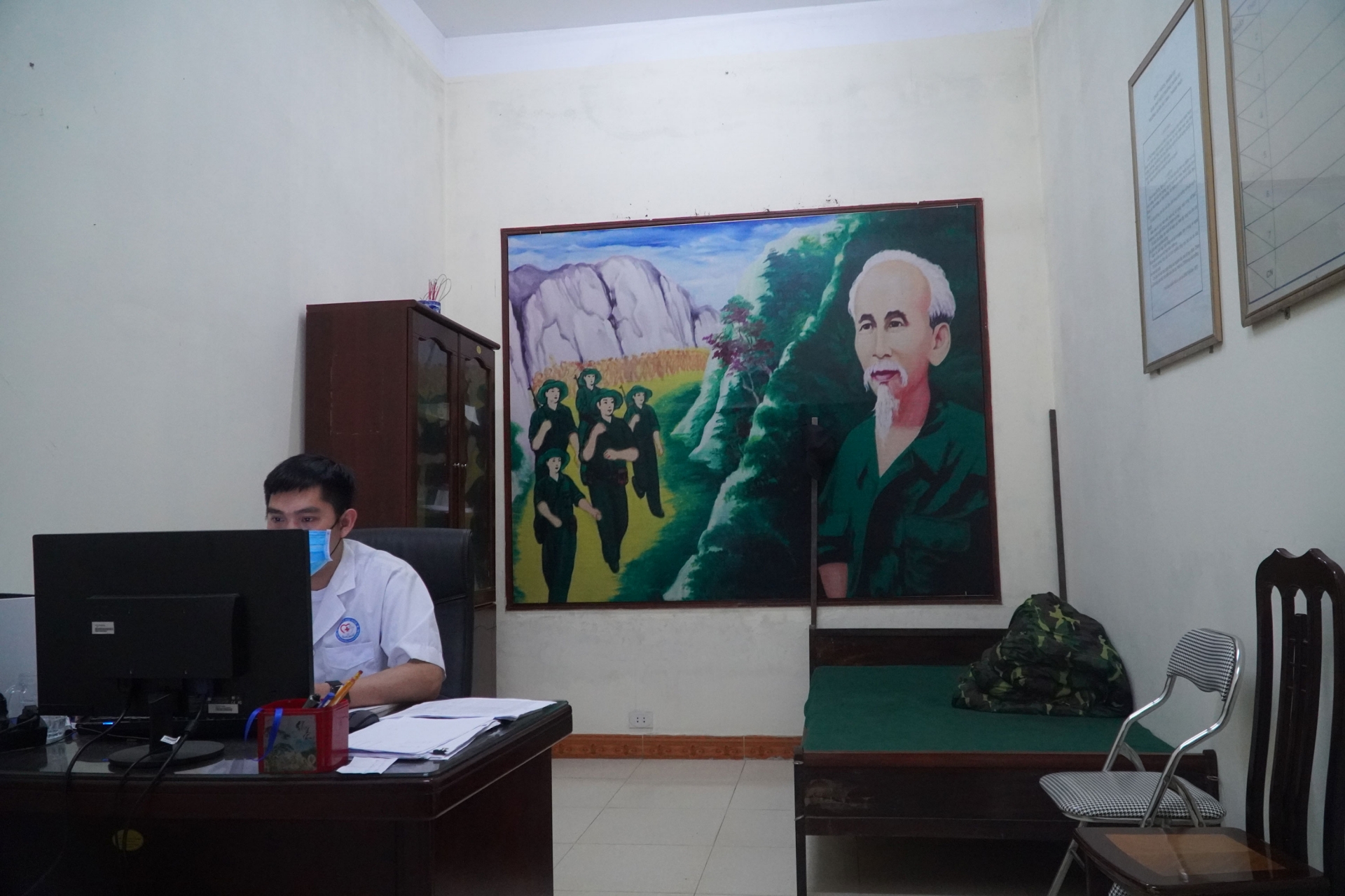 Nhật ký một đêm cùng bác sỹ ở khu cách ly tập trung nhat ky mot dem cung bac sy o khu cach ly tap trung